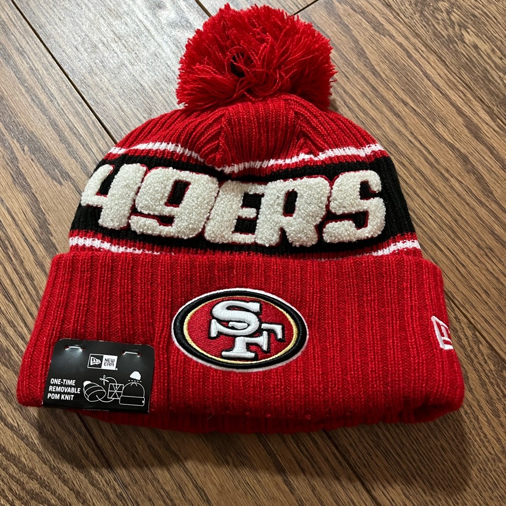 San Francisco 49ers Red Pom Beanie
